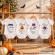 Cuatro bodys de bebé Mi Primer Halloween personalizados con nombre, de algodón blanco, con diseños de araña, calabaza, gatito y murciélago.